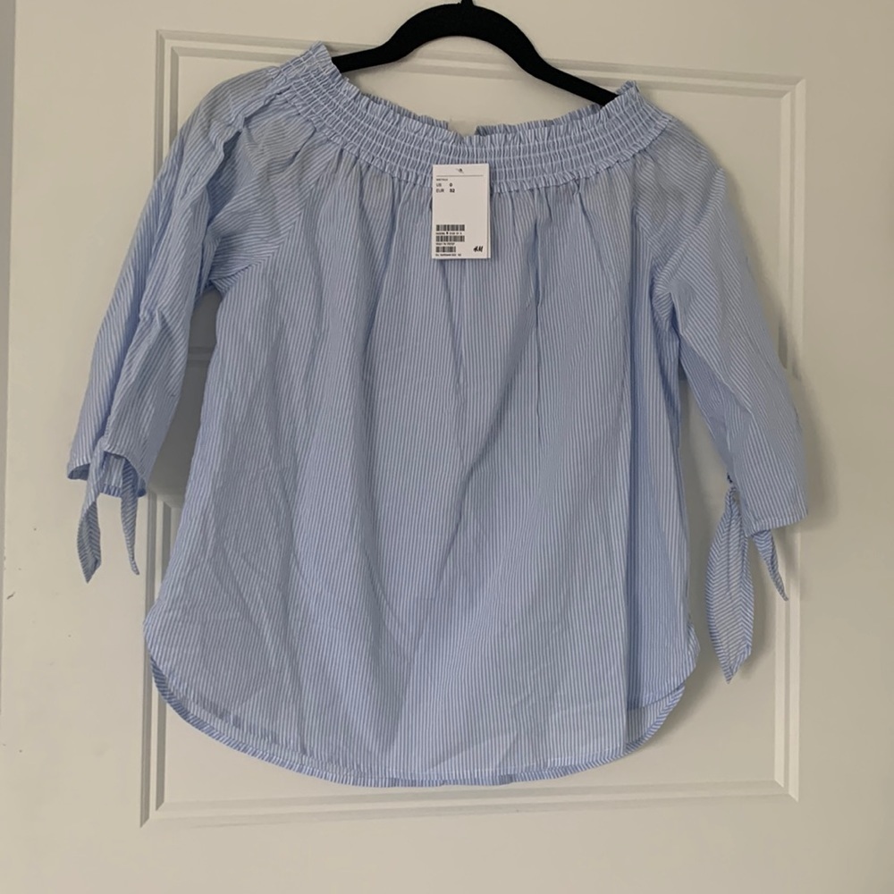 H&M Off the Shoulder Top